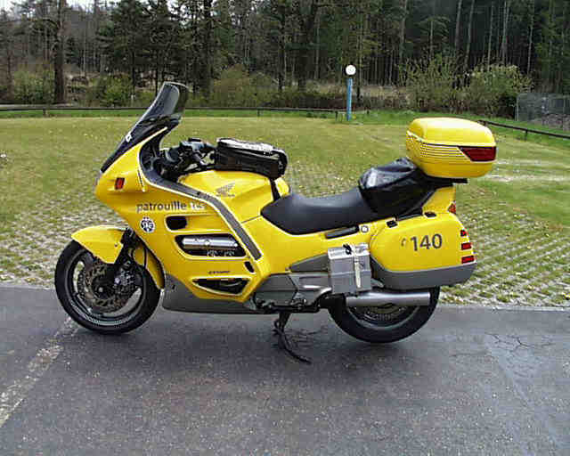 Honda Pan European - Int. 898