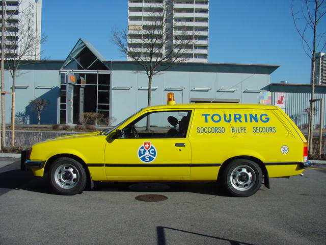 Opel Rekord E - Int. 891